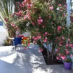 阿德菲公寓 * 佩里萨
