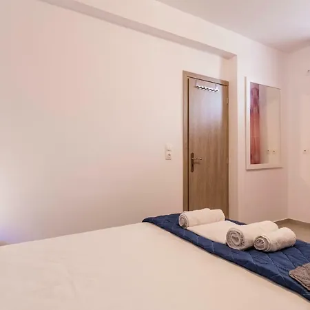 Adelphi ペリッサ