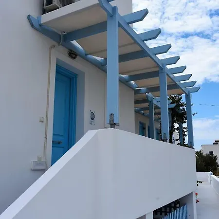 Adelphi Apartment *