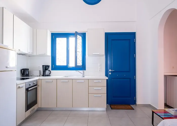 Adelphi * Перисса