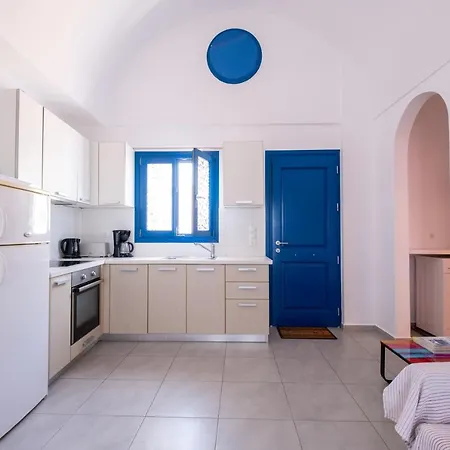 Apartment Adelphi Perissa (Santorini)