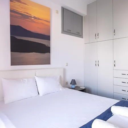 Appartement Adelphi Períssa