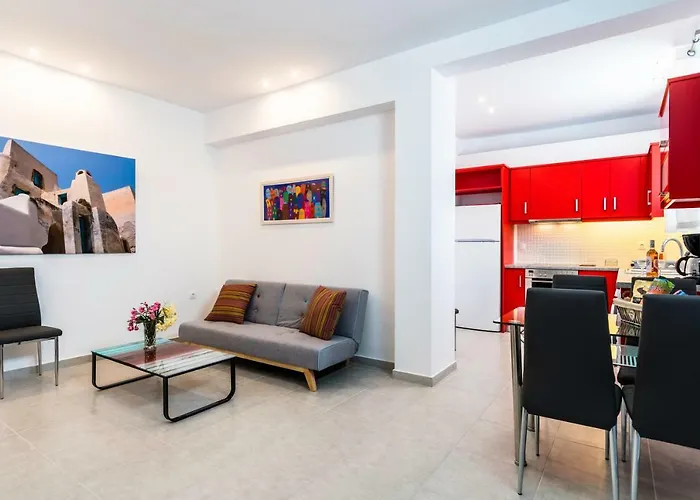 Adelphi Apartament Perissa (Santorini)